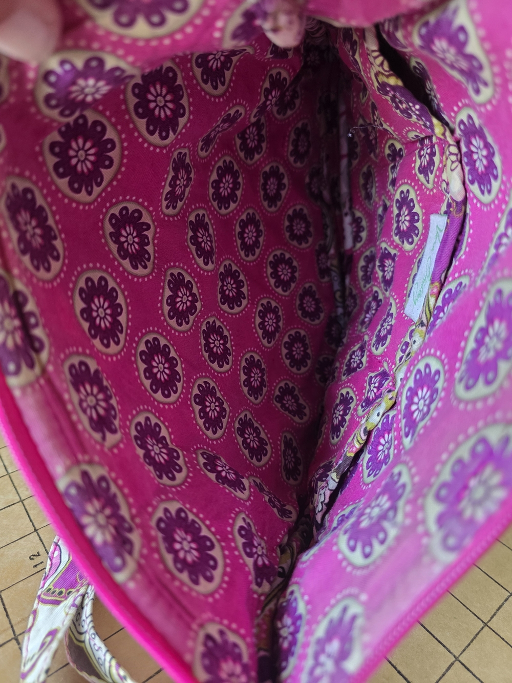 Vera Bradley Classic Hipster Crossbody Bag in "Very Berry Paisley" (Retired) - Picture 9 of 16
